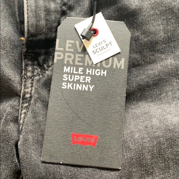 levis sculpt hyper stretch